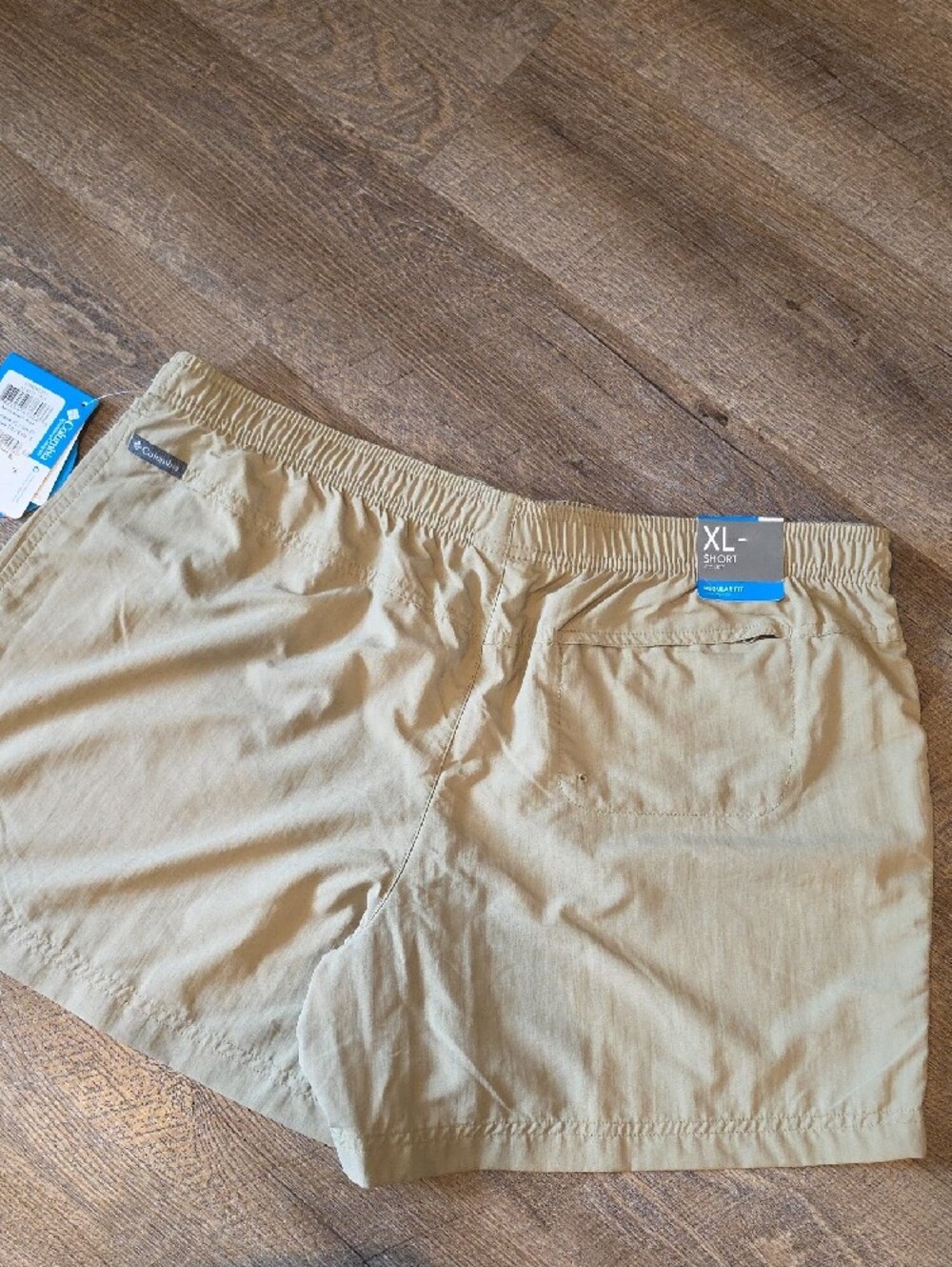 Columbia Women's Khaki Elastic Waist UPF 30 Athletic Shorts - Picture 3 of 3
